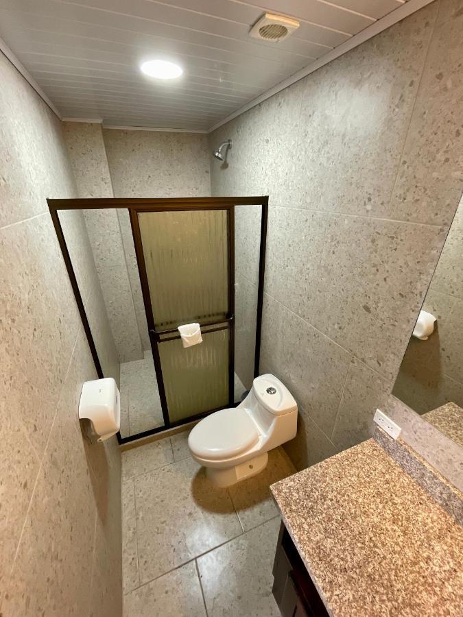 Hotel Wilson Condega Liberia Exterior photo